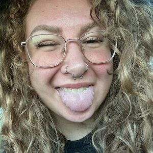 Meet your Posher, Codie